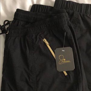 Scrub pants by Jaanuu